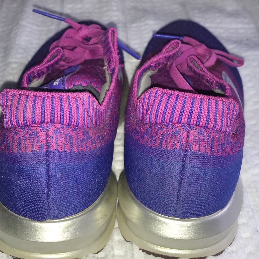 Brooks Levitate 2 Women's Shoes - Purple and Pink - Picture 6 of 8